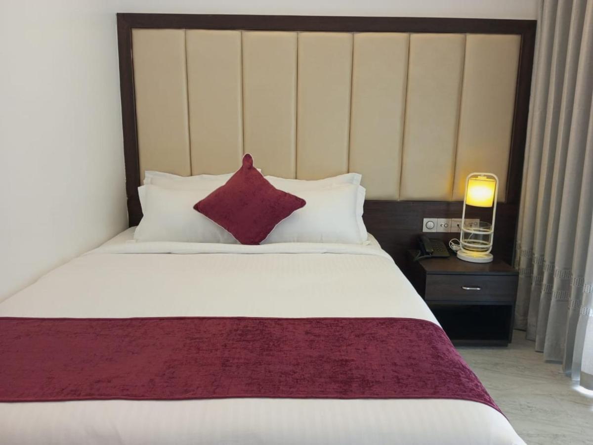 Shada Pathor Hotel & Resort Companiganj Экстерьер фото