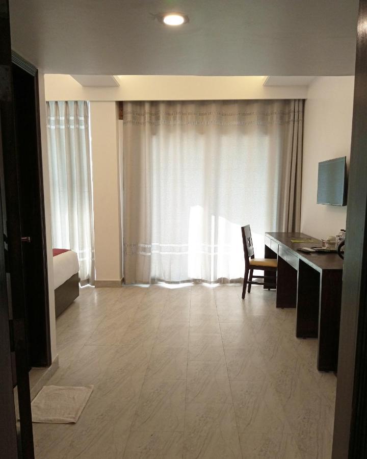 Shada Pathor Hotel & Resort Companiganj Экстерьер фото
