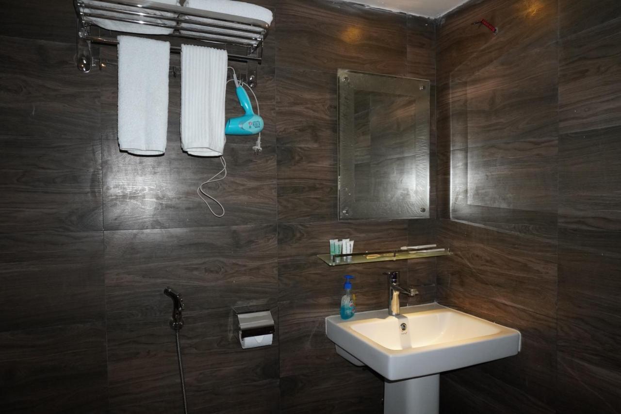 Shada Pathor Hotel & Resort Companiganj Экстерьер фото